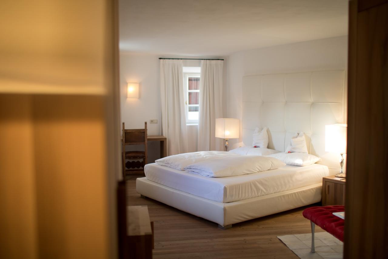פיה Romantik Hotel Turm מראה חיצוני תמונה