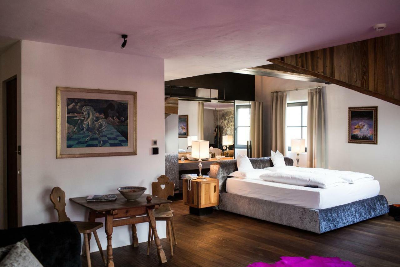 פיה Romantik Hotel Turm מראה חיצוני תמונה